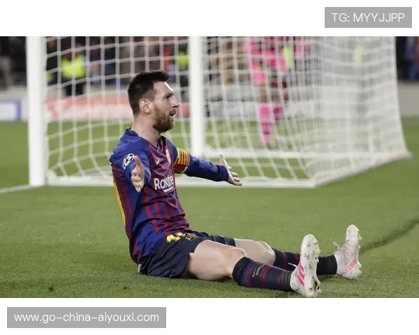 巴萨梅西任意球弧线入网成经典